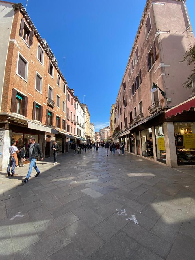 Friari Suite-Luxury Apt. Close To Rialto Bridge Венеция Экстерьер фото